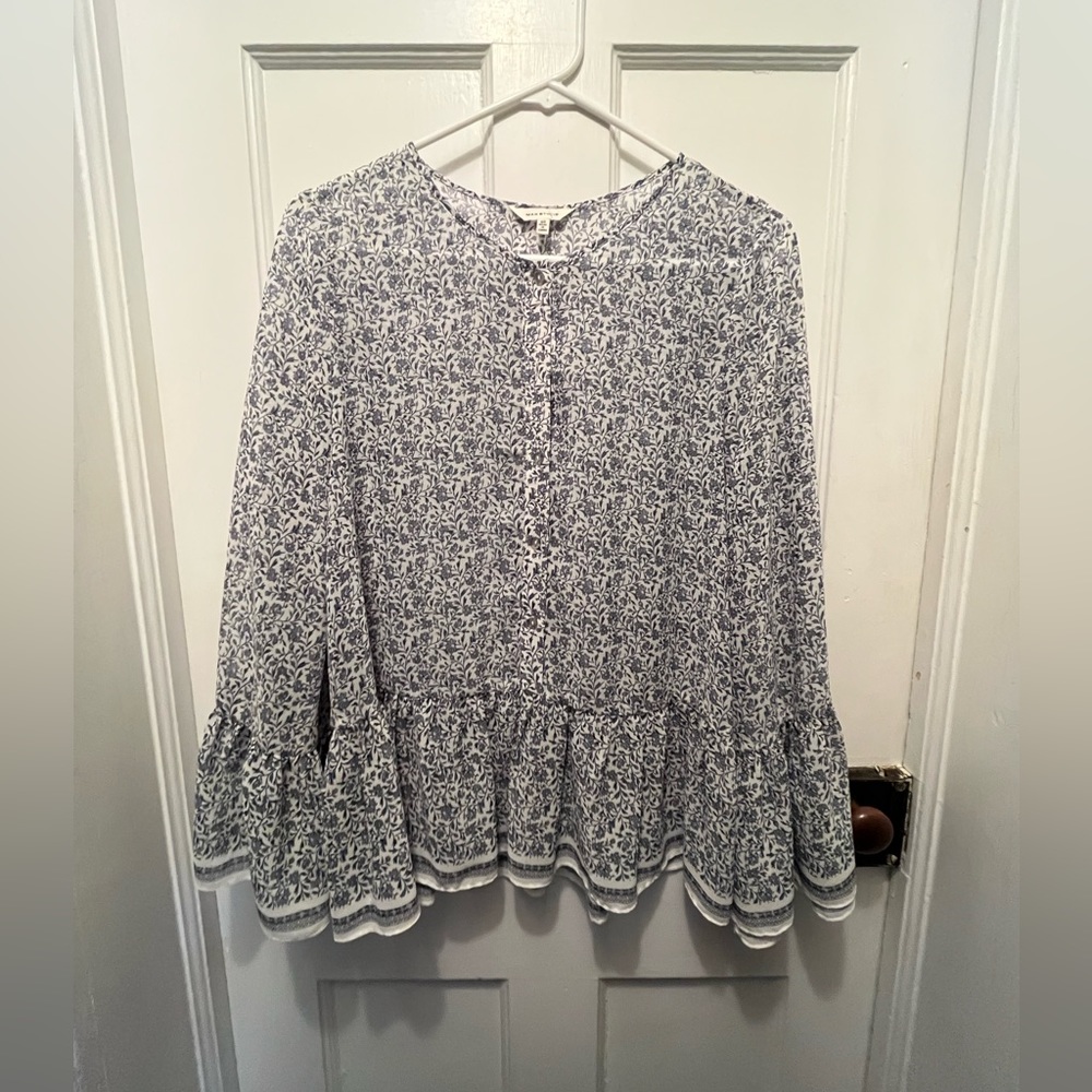 Vintage Max Studio Boho Blouse, Navy and white small flower print!Size Small